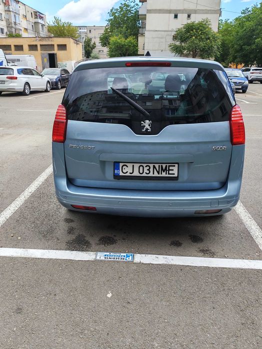 PEUGEOT 5008 2010 — imagine 2