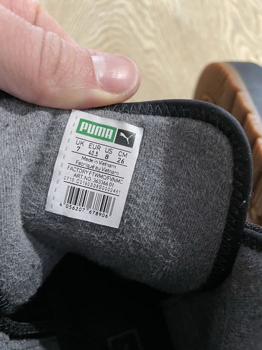 Vând ghete unisex Puma, marimea 40.5