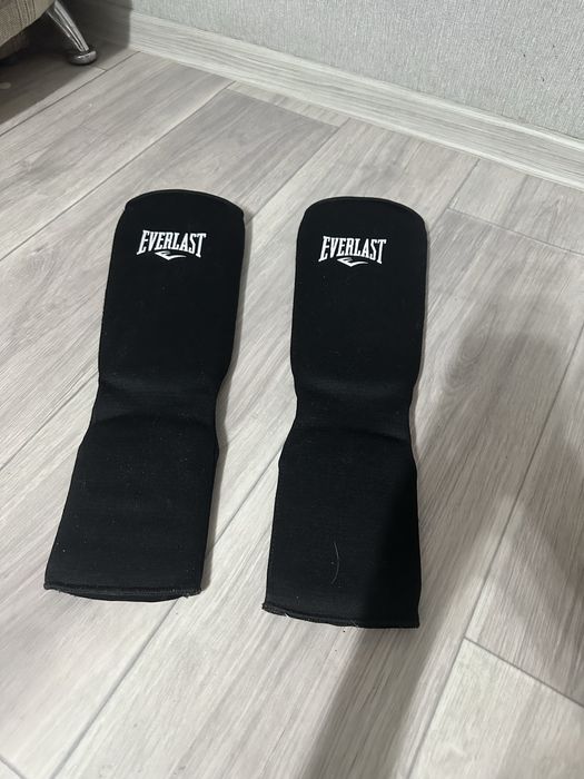 Защита на ноги Everlast