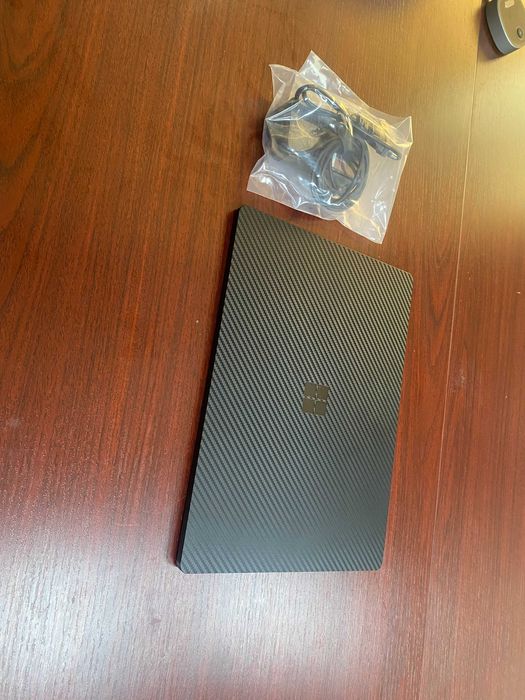 Micrasoft surface laptop 3