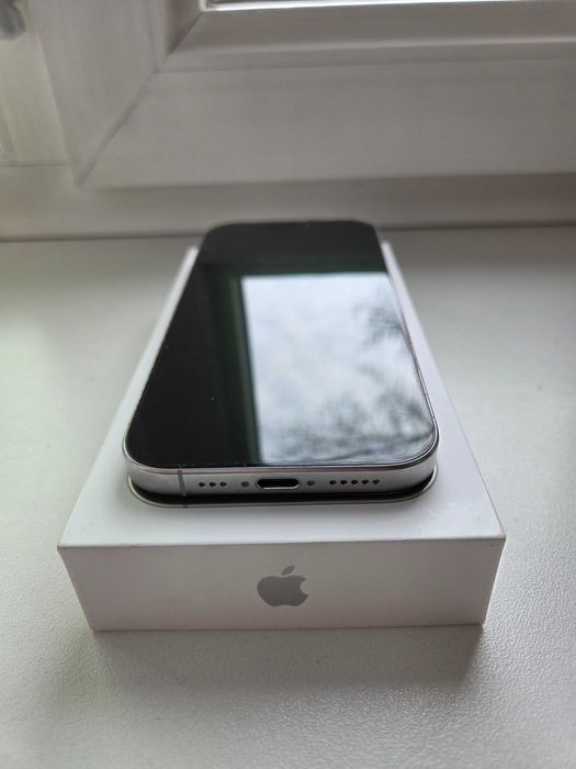 iPhone 16 Pro 256 Гб