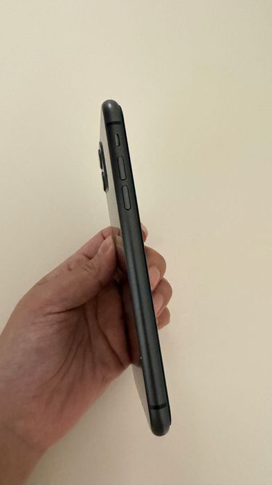 iPhone 11/ 128 GB/черный