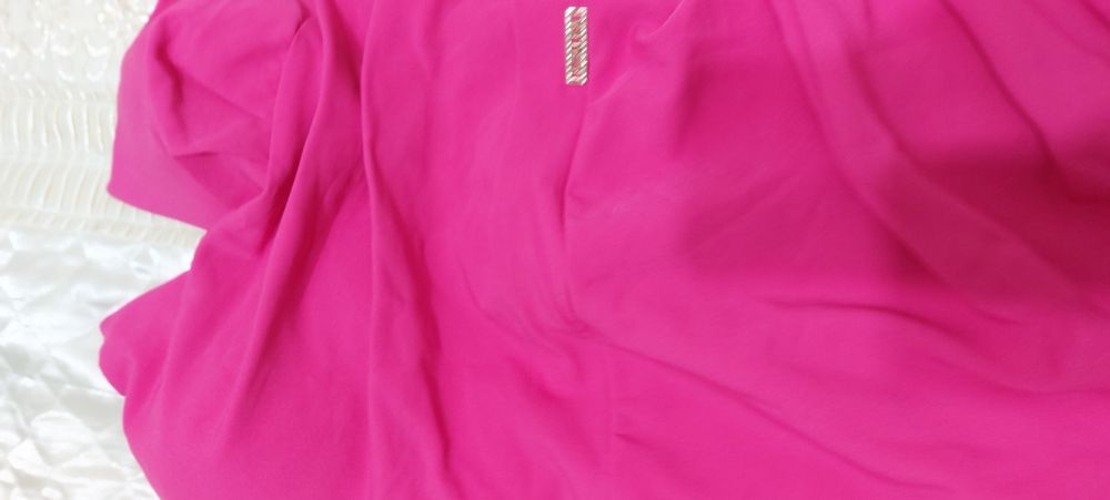 Rochie elegantă roz M