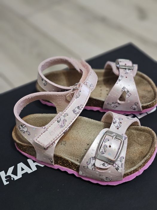 Adidasi fetițe mar.23