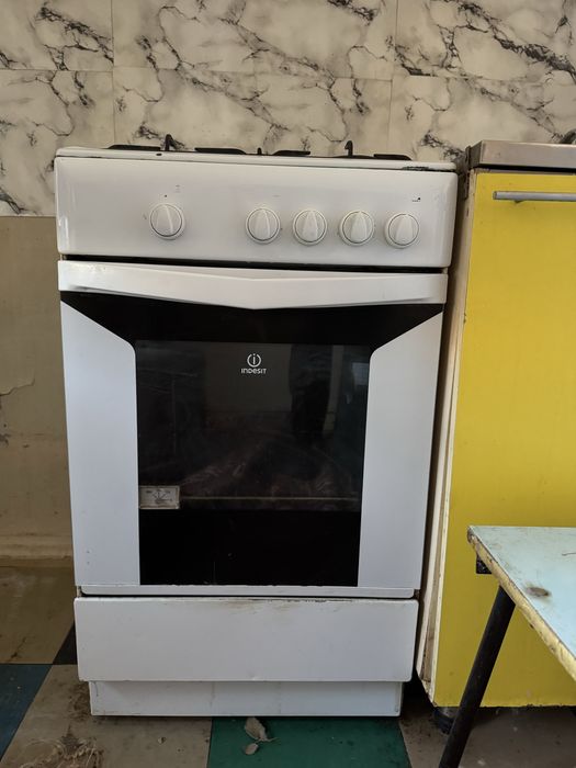 Продам кухонную плиту