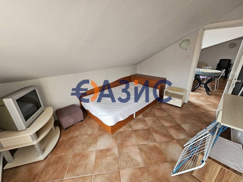 Продава се Двустаен апартамент в к.к. Слънчев бряг - 55 кв.м за 819 €/кв.м - Снимка #7