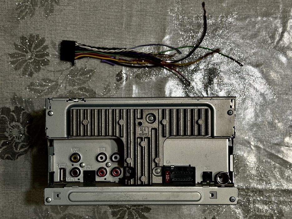 Продам 2din автомагнитофоны Pioneer original, Element 5.