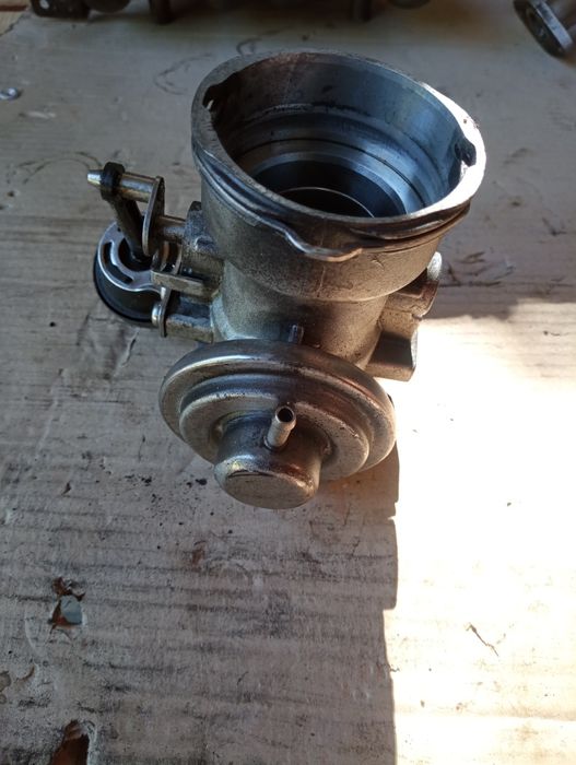 EGR cu clapeta accelerație Audi A4 B6 1.9 TDI(2000-2005)