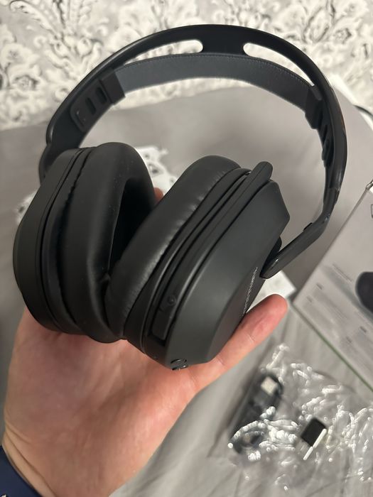 Casti gaming wireless Turtle Beach Stealth 500 noi compatibile cu Xbox, PC, telefon