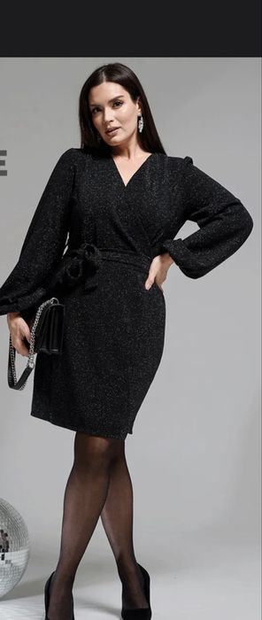 Продам новое платье-комбинезон