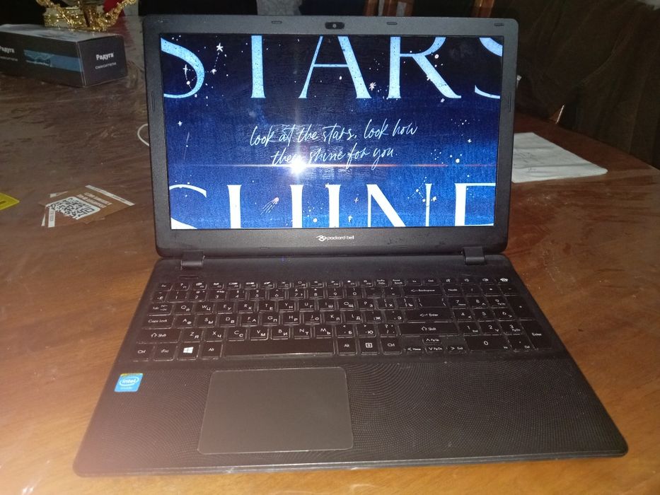 Продам ноутбук рабочий состояние