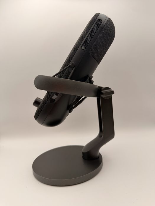 Microfon SteelSeries Alias putin folosit