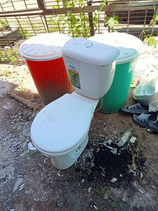Унитаз бу продам