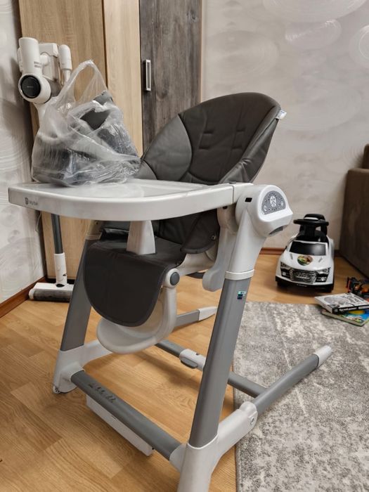 Продам детское кресло качалка 3в1