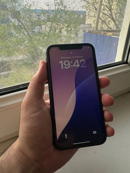 Айфон XR 64гб емкость79телефон сатылады