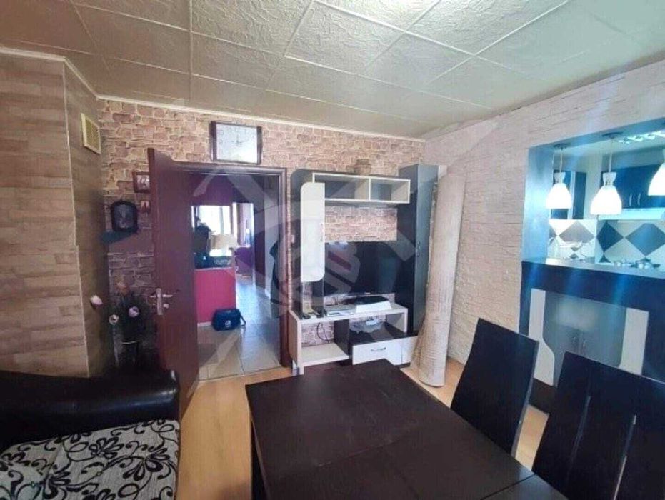 Продава се Четиристаен апартамент в Пловдив, Център - 102 кв.м за 2500 €/кв.м - Снимка #2