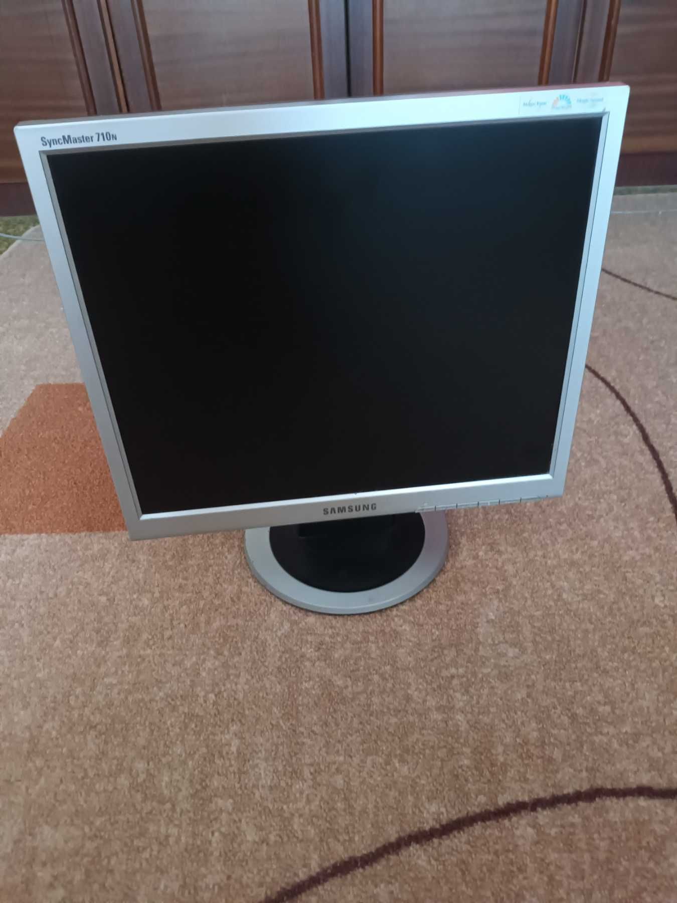 Монитор Samsung SyncMaster 710N. гр. Бургас Сарафово • OLX.bg
