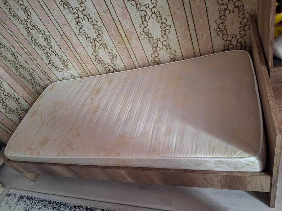 Продается кровать