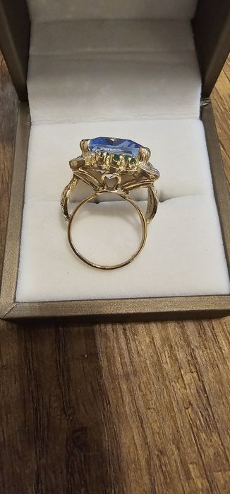 Пръстен с аквамарин