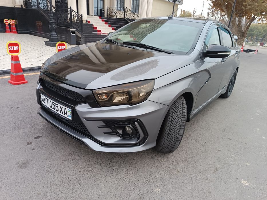 Лада Веста 2016 г.в. Фулл Робот Тюнинг Музыка Аквапринт Тонировка есть