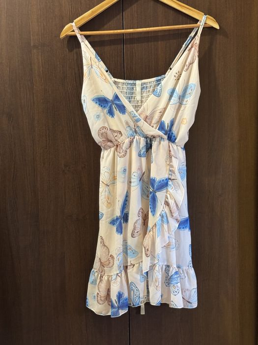 Дамски рокли С размер