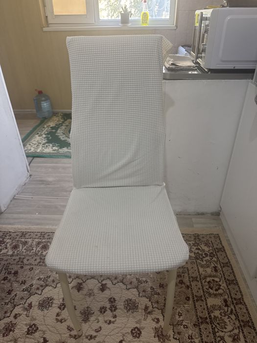 Продам 6 стульев