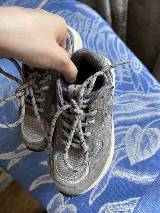 Кроссовки Zara