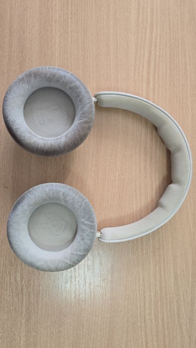 Bang Olufsen beoplay HX
