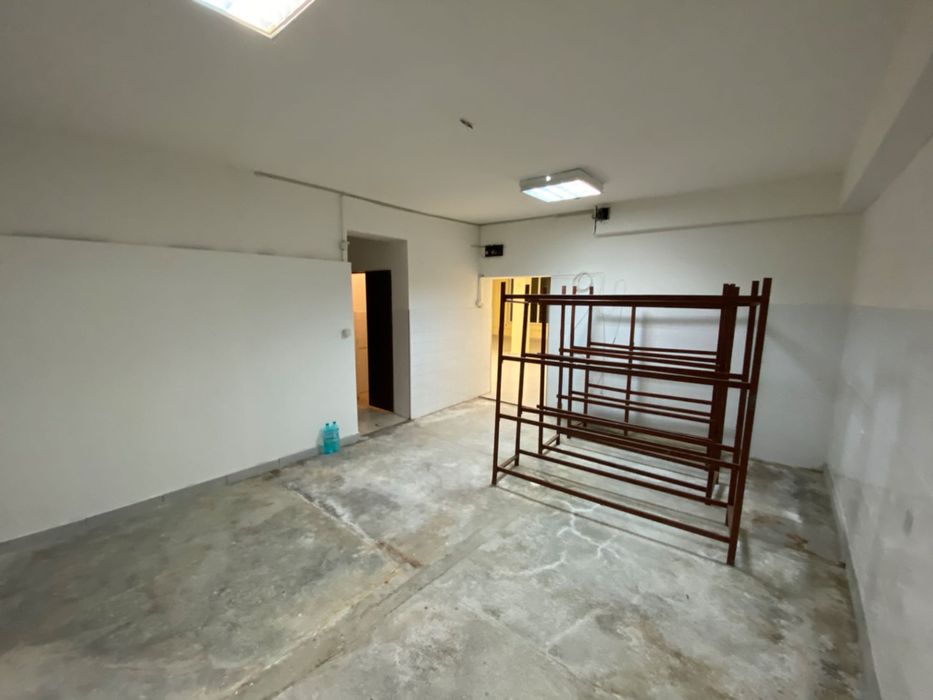 Дава се под наем Магазин в Варна, Възраждане 1 - 100 кв.м за 510 € - Снимка #4