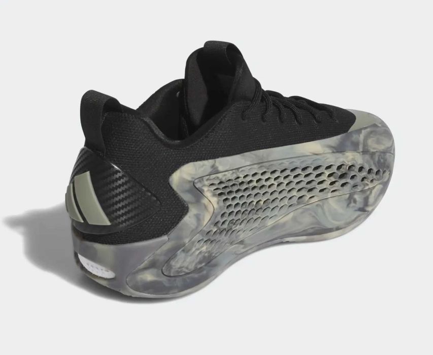 Топ маратонки адидас