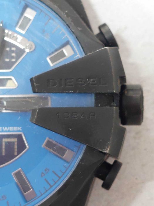 Оригинален часовник Diesel DZ-4550 от серия-Mega Chief-