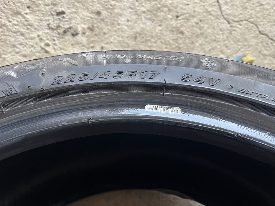 225/45 R17  de iarna M+S