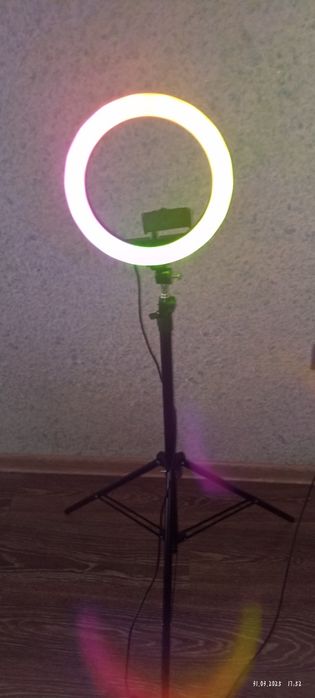 Профессиональная кольцевая лампа