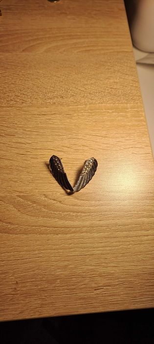 Лот: 7 чифта обеци, 2 висулки, 2 гривни и 1 колие