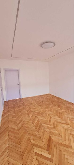 Продава 3-СТАЕН апартамент гр.София, кв.Надежда 2