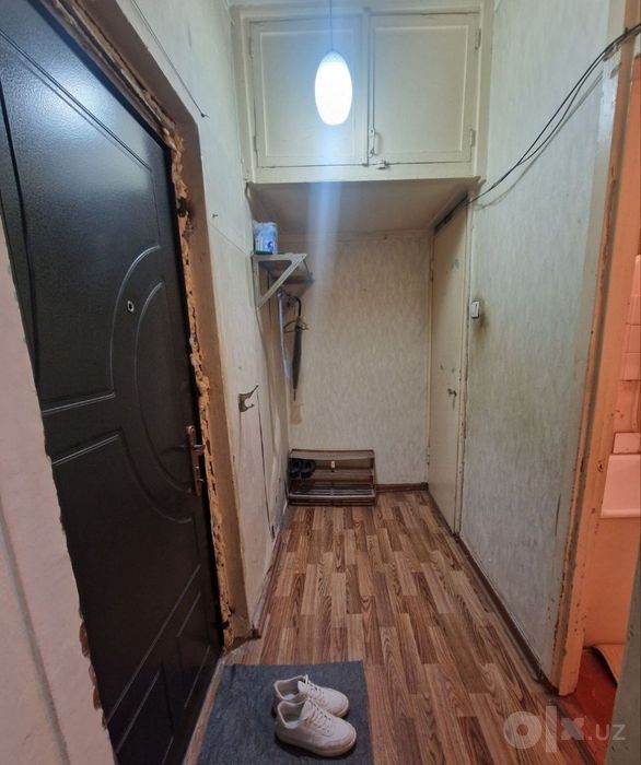 Продаётся однокомнатная на м-в Ялангач
