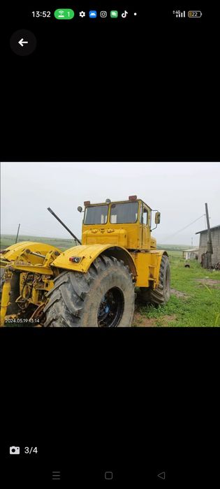 К 700 на ходу с плугом