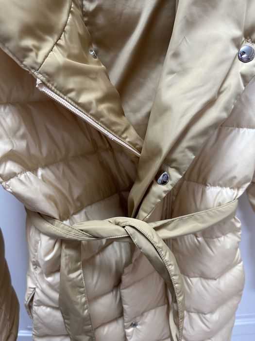 Продам куртку 4000