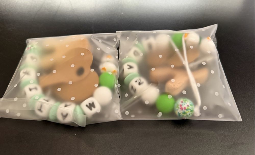 Lantisor pentru suzeta personalizat