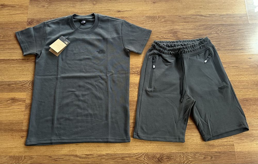 Мъжки,памучен къс комплект The North Face с гумирано лого,сив цвят