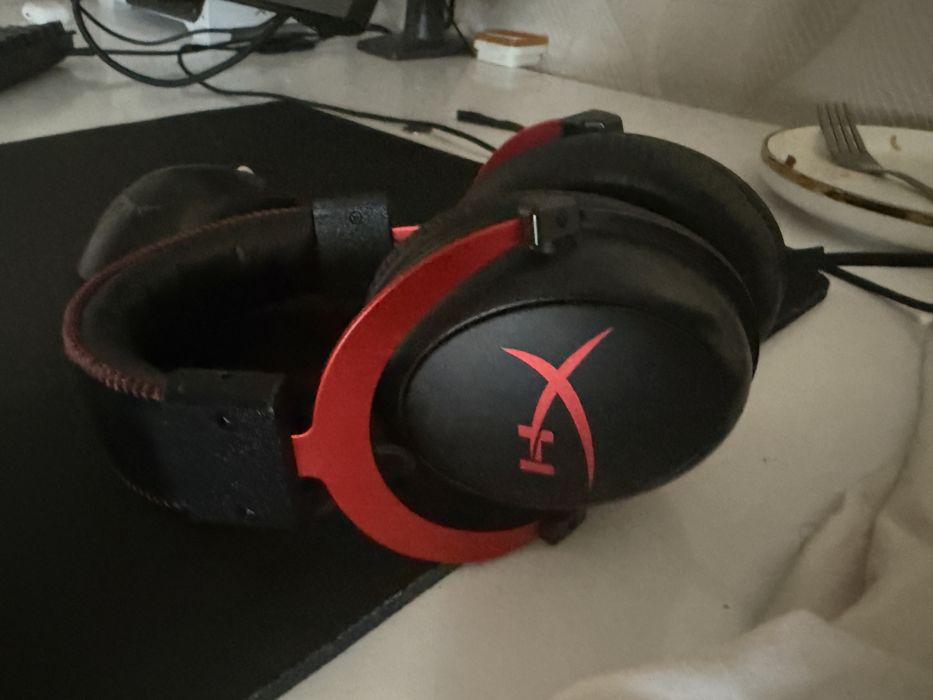 Наушники  hyperx