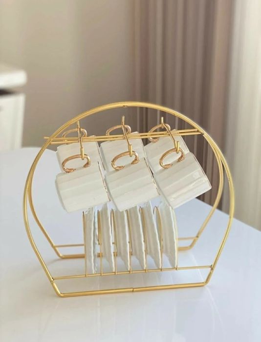 Метална стойка за чаши