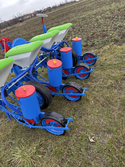 Semanatoare de porumb spc4