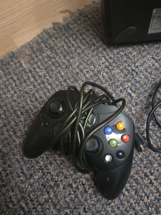 Consola Xbox Clasic si Manete