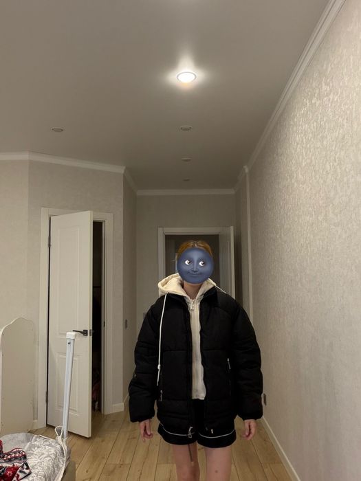 Продам куртки зимние, теплые.