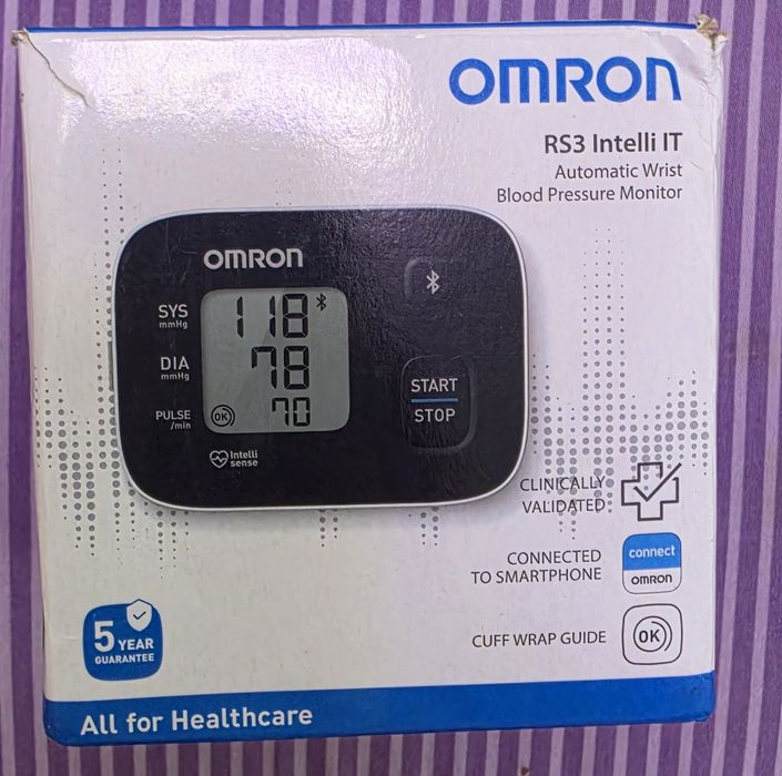 Апарат за кръвно Omron RS3