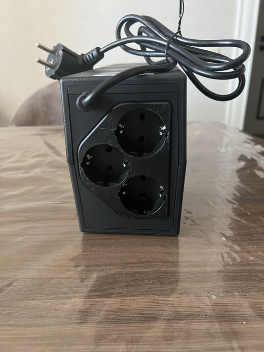 Источник бесперебойного питания