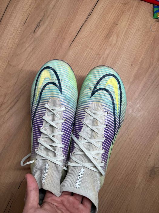 Nike Air Zoom Mercurial Vapor 15 FG.