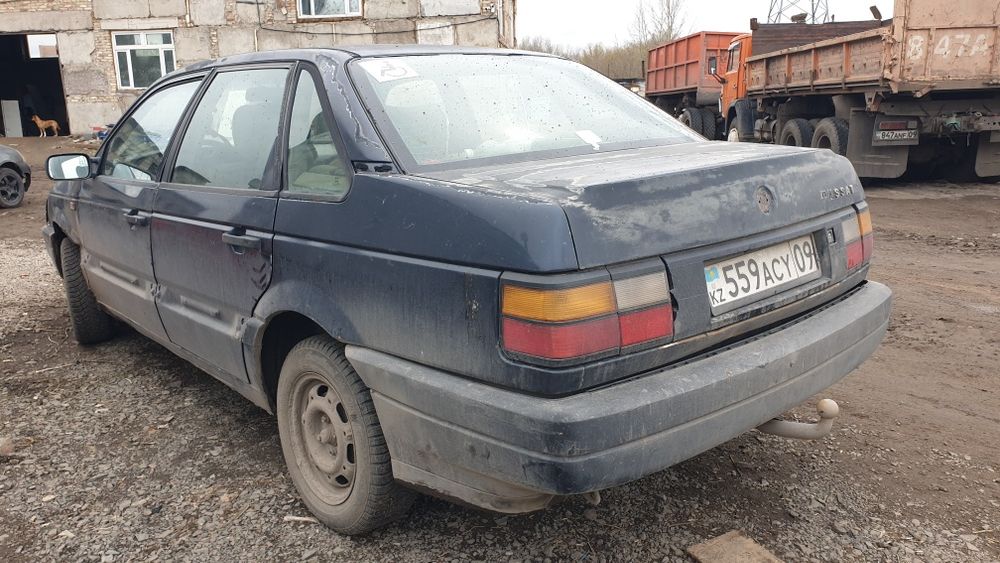 Пассат Б3.  1,8 моно