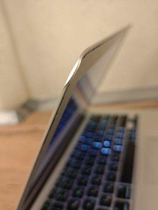 СРОЧНО Продам MacBook air 13 2015г